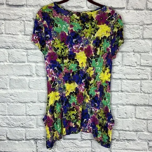 Cable & Gauge Multicolor Short Sleeve Blouse Size Medium - Picture 6 of 6